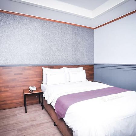 Hotel Noblesse Szöul Kültér fotó