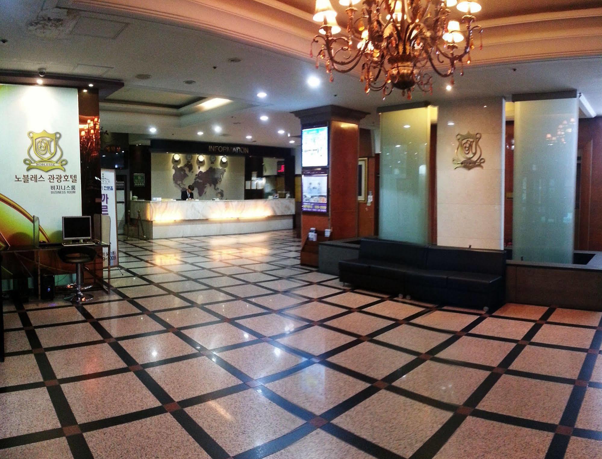 Hotel Noblesse Szöul Kültér fotó