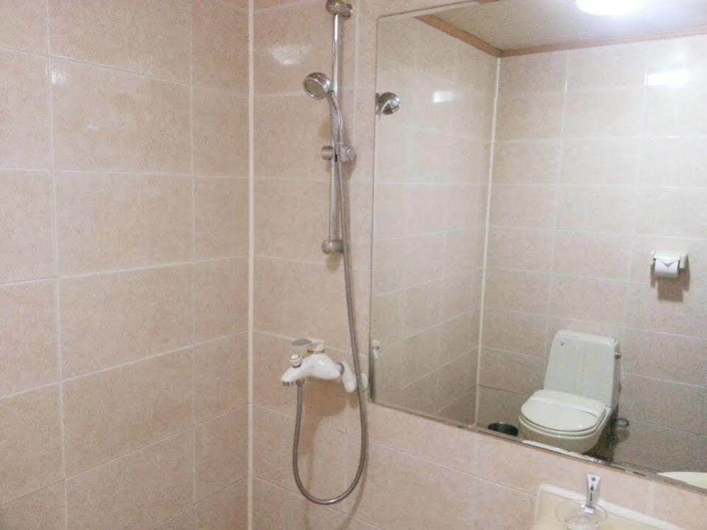 Hotel Noblesse Szöul Kültér fotó