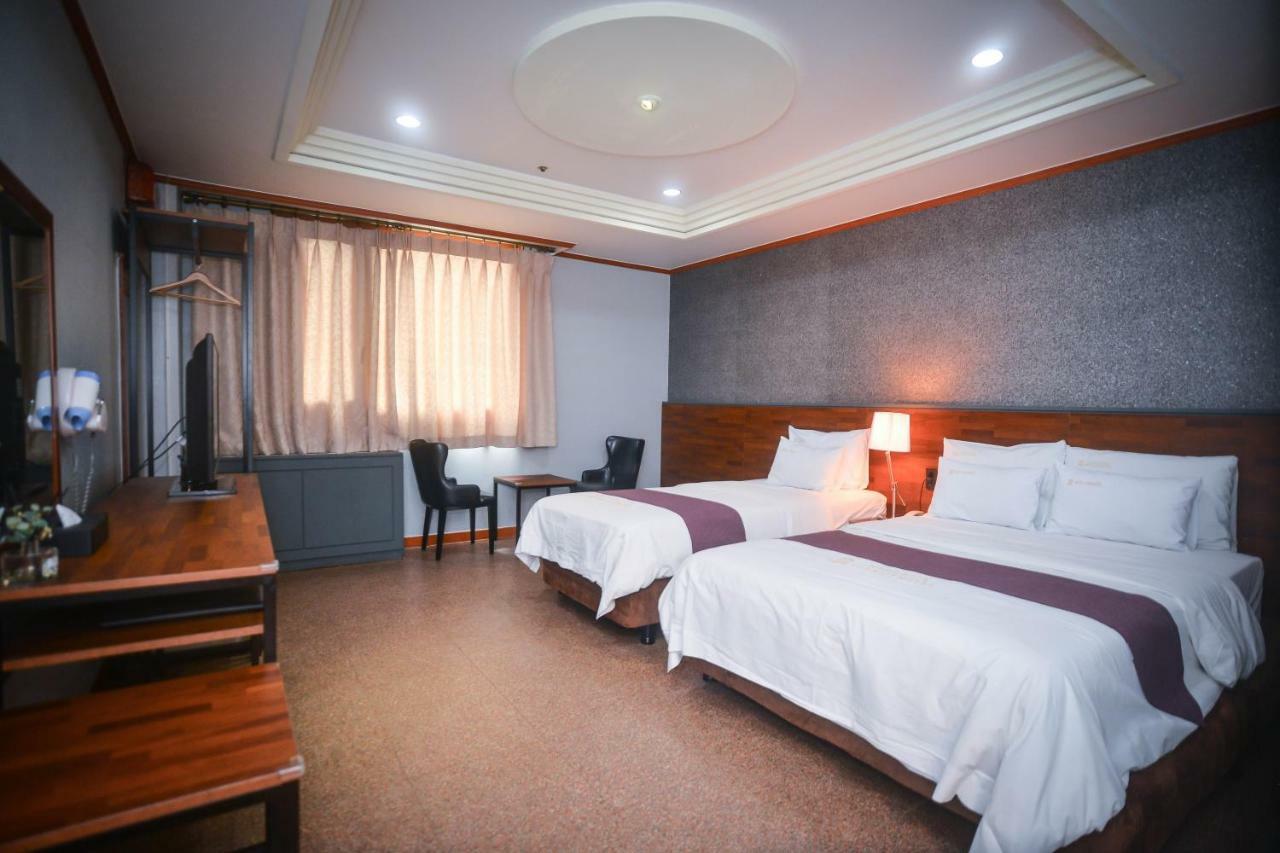 Hotel Noblesse Szöul Kültér fotó