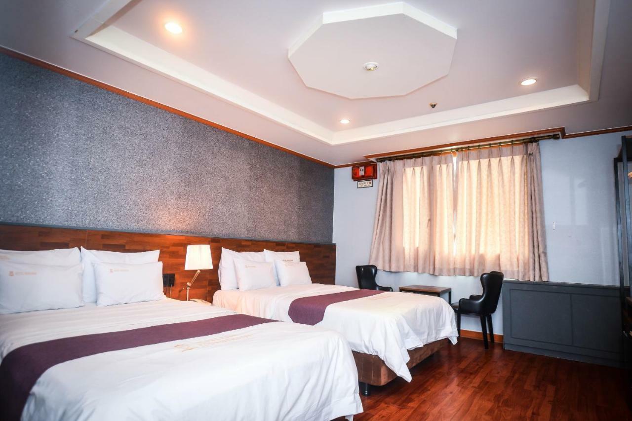 Hotel Noblesse Szöul Kültér fotó
