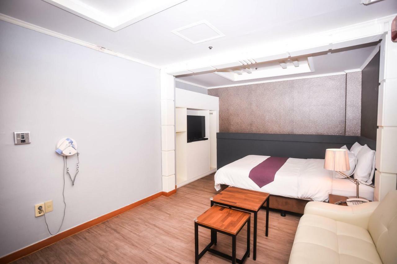 Hotel Noblesse Szöul Kültér fotó